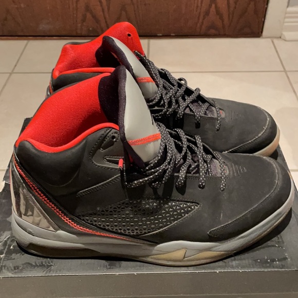 Nike Jordan flight - size 12 mens - Picture 4 of 8